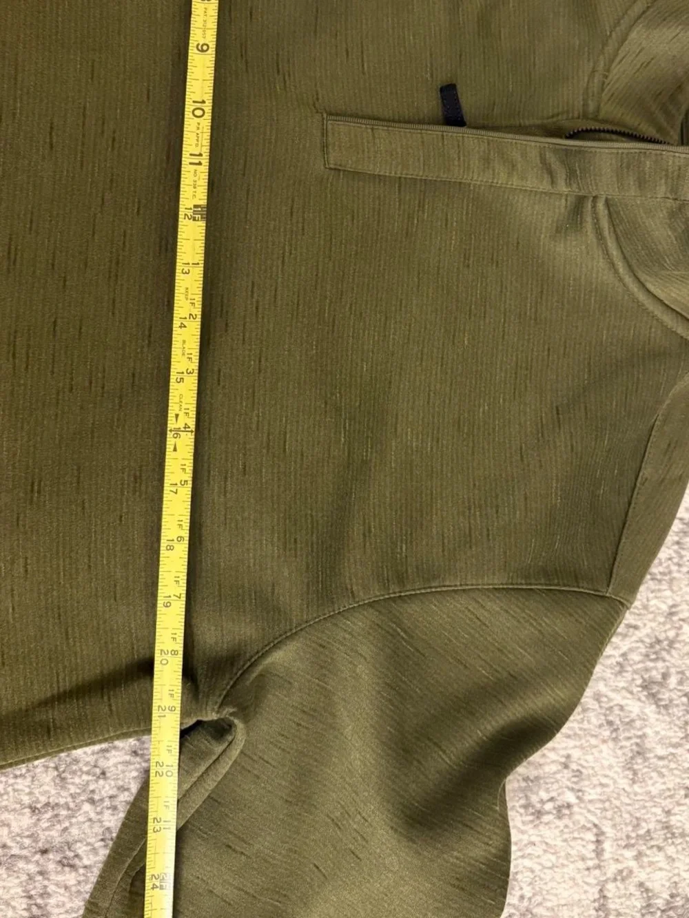 Men’s Walter Hagen Olive Green Golf Quarter Zip Sweater Size Large